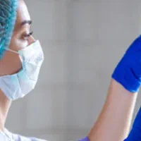 تزریقات و پانسمان در منزل