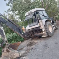 بیل بکهو لودر آران ۹۰۰