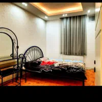 خانم برای کار منزل و اشپزی و نظافت