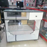 ویترین چوبی