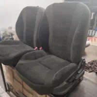 صندلی خودرو