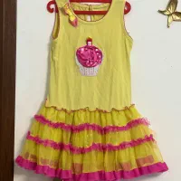 ۱۲ تا پیراهن دخترانه ۴-۵سال همش باهم ۶۰۰ هزارتومان