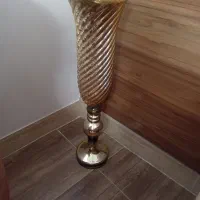 گلدان کنار سالنی طلایی شیک