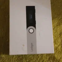 کیف پول ارز دیجیتال بدون استفاده و نو.
