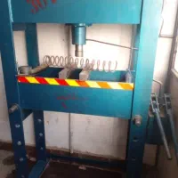 دستگاه پرس