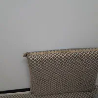 دوعدد کناره دوعدد  بالشت  و دو عدد پشتی