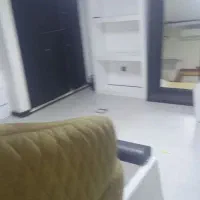 وسایل آرایشگاه زنانه - آینه، صندلی، میز|آرایشگاه و سالن‌های زیبایی|کرج, شهرک بنفشه|دیوار