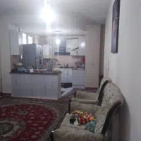 فول امکانات 88 متر طبقه اول پشت مرکز خرید پانیسان|اجارهٔ آپارتمان|چهارباغ, |دیوار