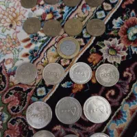تعدادی سکه قدیمی