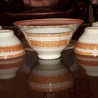 ظروف قدیمی کاربردی.سرو توضیح را بخوانید|ظروف سرو و پذیرایی|شیراز, شهرک گلدشت حافظ‎|دیوار