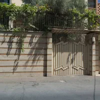 ۲۱۷ متر با جواز ۵ طبقه
