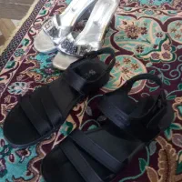 دمپایی زنانه ۱عدد صندل مشکی اعداد مجلسی رنگ طوسی