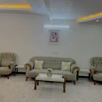 مبل هفت نفره با جلو مبلی و سه عددمیز عسلی کاملانو