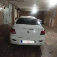 رانا پلاس ۴۰۲|خودرو سواری و وانت|قم, زنبیل آباد|دیوار