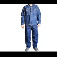 لباس کار و کفش ایمنی