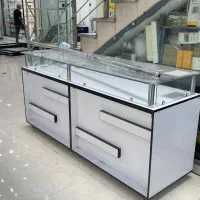 ویترین ابعاد ۲ متر در عرض ۶۰
