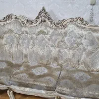 مبل سلطنتی (فروش فوری)|مبلمان خانگی و میز عسلی|رشت, پیرکلاچای|دیوار