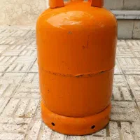 ۲ عدد کپسول ایران گازهمراه یک عدد ریگلاتور|اجاق گاز و لوازم برقی پخت‌وپز|قم, هفت تیر|دیوار