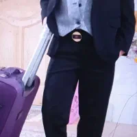 کت و شلوار شیک با جنس پارچه درجه یک