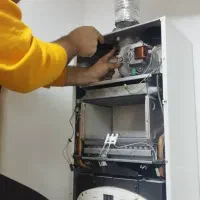 تعمیرکار پکیج نصاب پکیج و رادیاتور|خدمات پیشه و مهارت|رشت, رشتیان|دیوار