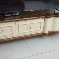اینه کنسول ومیز تی وی