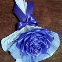 گل رز ربانی تک شاخه