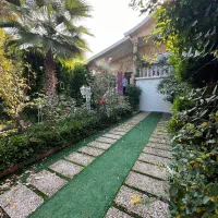 ویلا-نیم-پیلوت-مبله-با-سند-تکبرگ-شهرک-با-نگهبانی