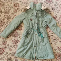 کاپشن در حد نو   و بلوز  بافت