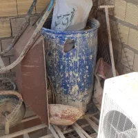 بشکه ۲۲۰ لیتری و چهار پایه یک متر و ده|حراج|بندر ماهشهر, |دیوار