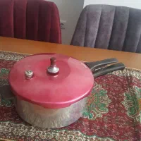 فروش زودپز در حد نو