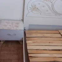 تخت دونفره با میز کناره بدون تشک|تخت و سرویس خواب|سهند, |دیوار