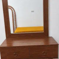 میزآرایش کشودار