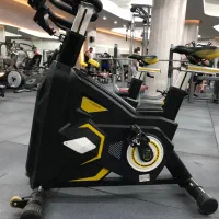 دوچرخه ثابت باشگاهی