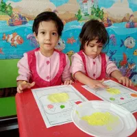 پرستاری ازدوکودک ۵و۴ساله