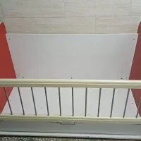 تخت کودک با محافظ کرکره ای