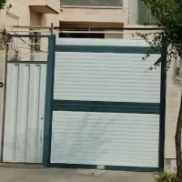 درب کرکره ای در حد نو