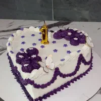 شیرینی وکیک های تولد