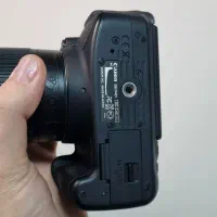 دوربین کنون 700d با لنز 18-55 stm