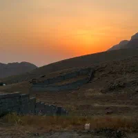 زمین-200-متری-2-کله-چهار-میخ