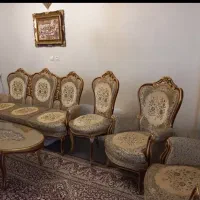 مبلمان ۸ نفره با میز ناهارخوری ۸ نفره .تمیز و سالم