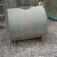 تانکر آب و مانکن مغازه