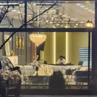 فروش-یک-باب-تجاری-حاشیه-کلاهدوز