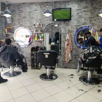آرایشگر اقا
