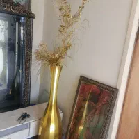 گلدان با گل