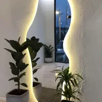 آینه قدی دفرمه و بک لایت دار