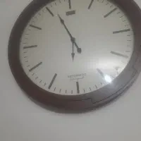 ساعت دیواری