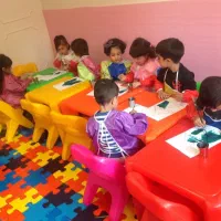 جویای کاردر مهدکودک مادریار وخدمات هستم