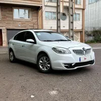 برلیانس 330 مدل 97 موتور‌بزرگ