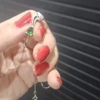 گردنبند زیبای زمردِ اصل  و  خالص  و طرح ژورنالی