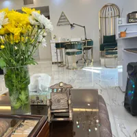 اجاره لاین ناخن و مژه در سالن  زیبایی شیک